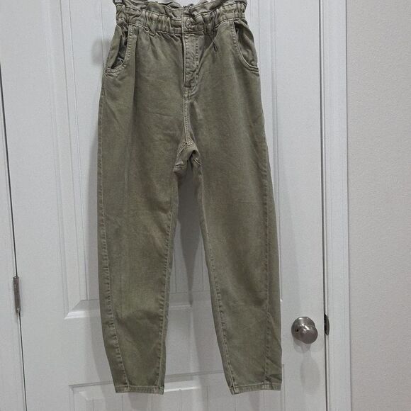 Zara High-Waisted 100% Cotton Paperbag Baggy Jeans, NWOT, Size 2 - Picture 1 of 8